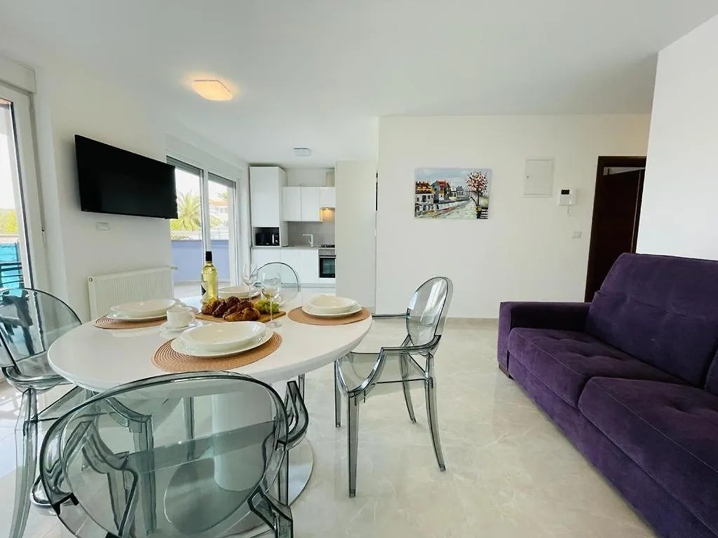 Seascape Residence Pjescana Uvala 0*,